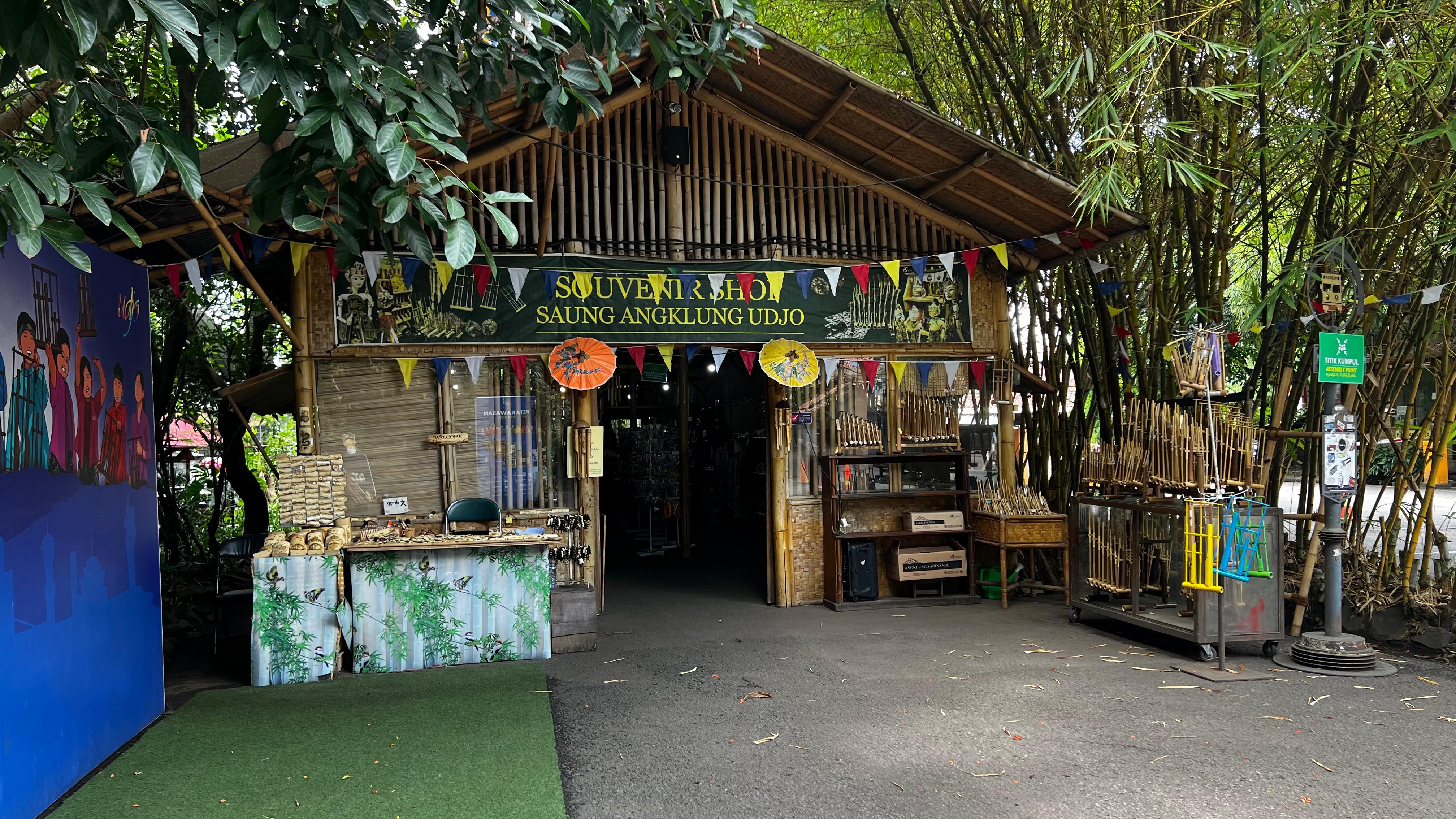 Souvenir Shop